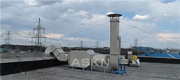 通風(fēng)柜風(fēng)機和管道